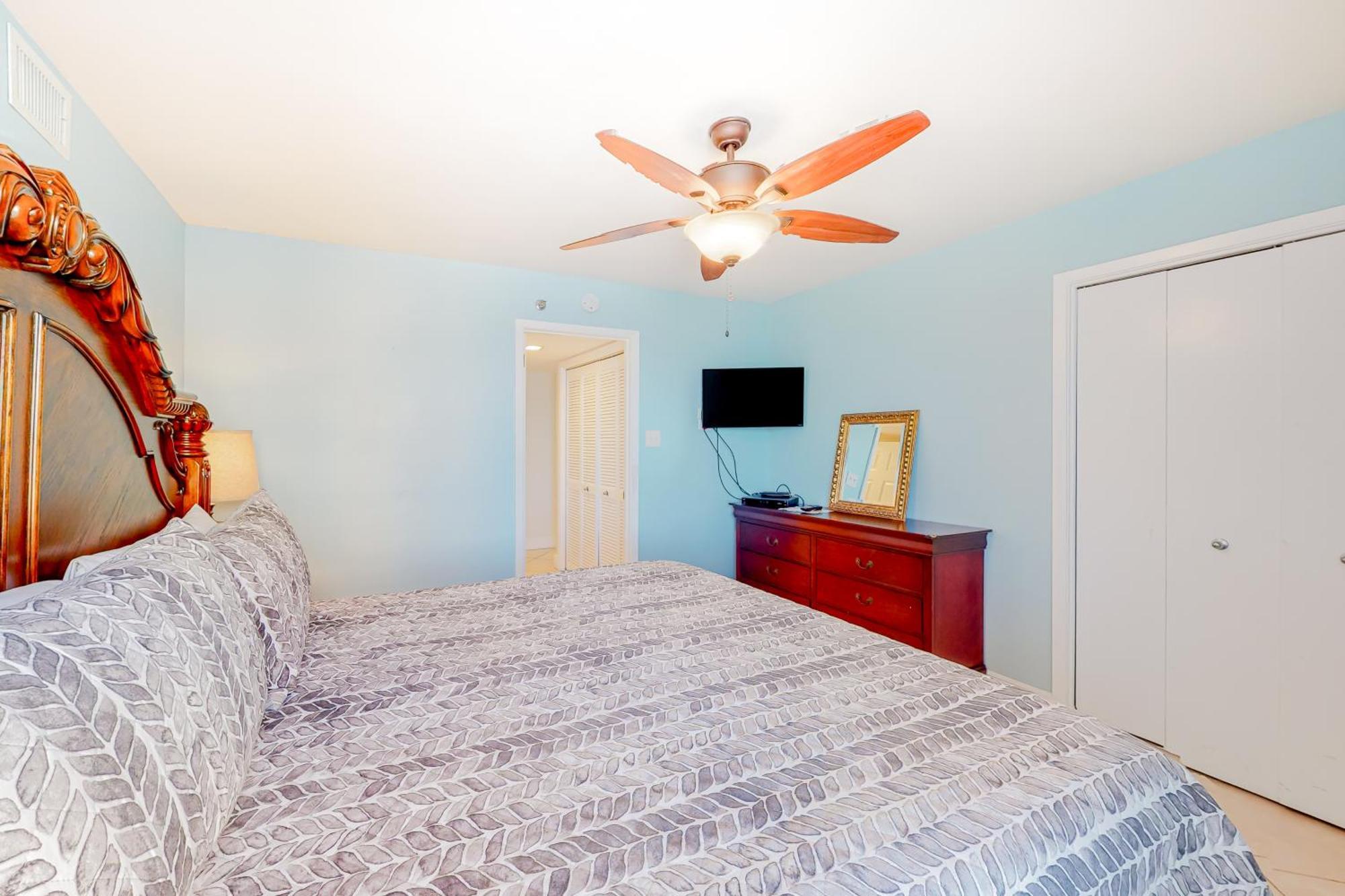 Phoenix Vacation Rentals Orange Beach Pokoj fotografie