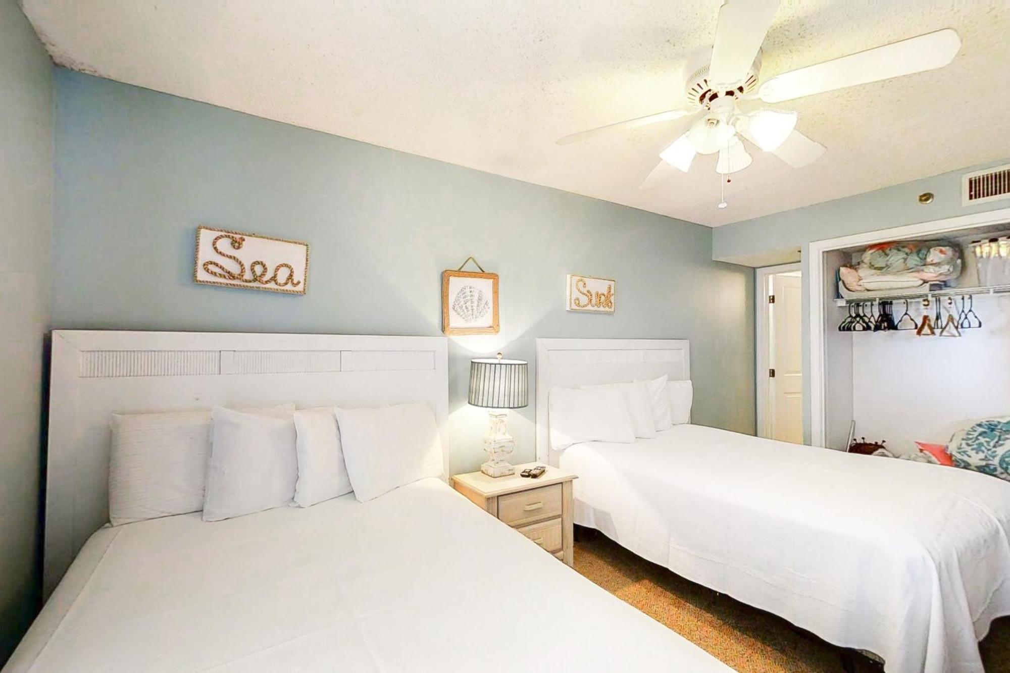 Phoenix Vacation Rentals Orange Beach Pokoj fotografie
